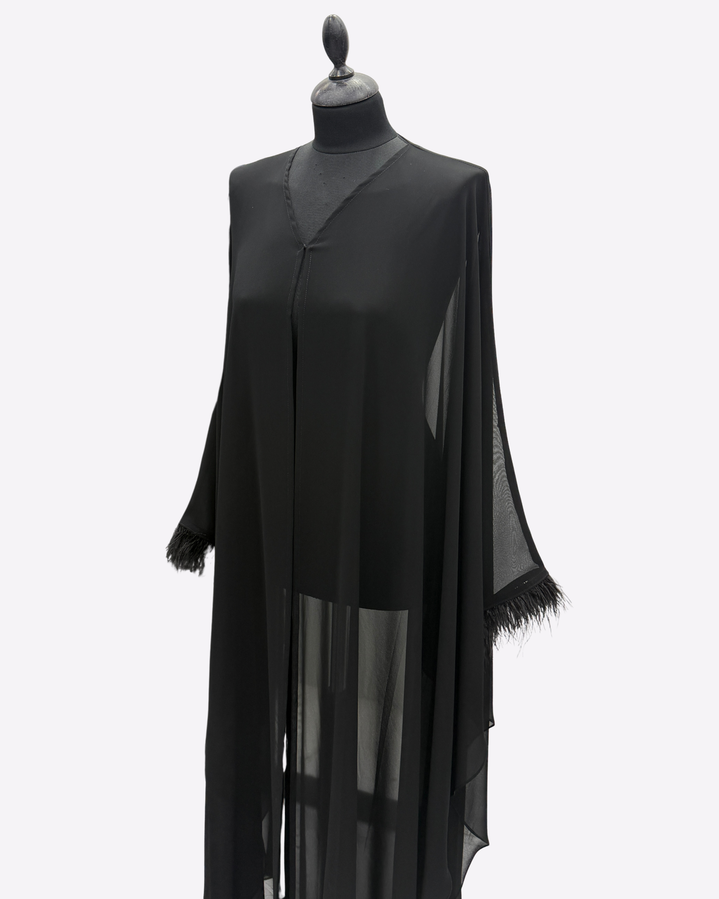 Noir Grace – Feather Detail Abaya
