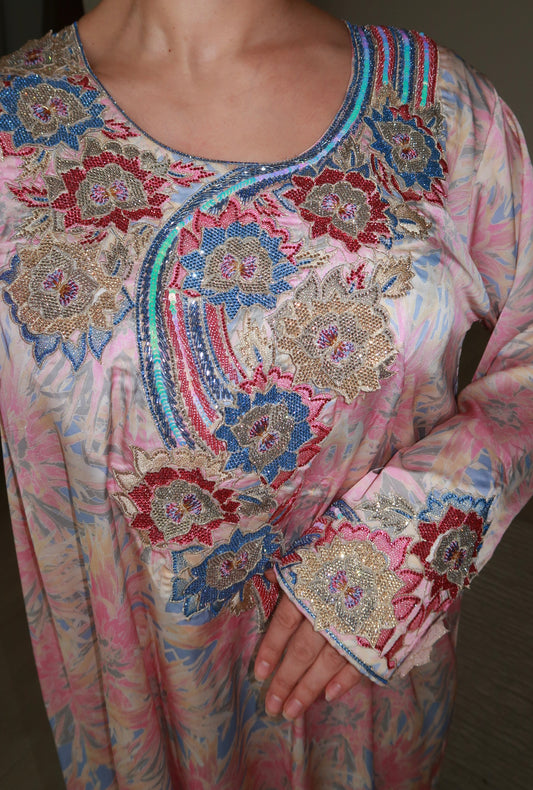 Blue & Pink Mukhawar