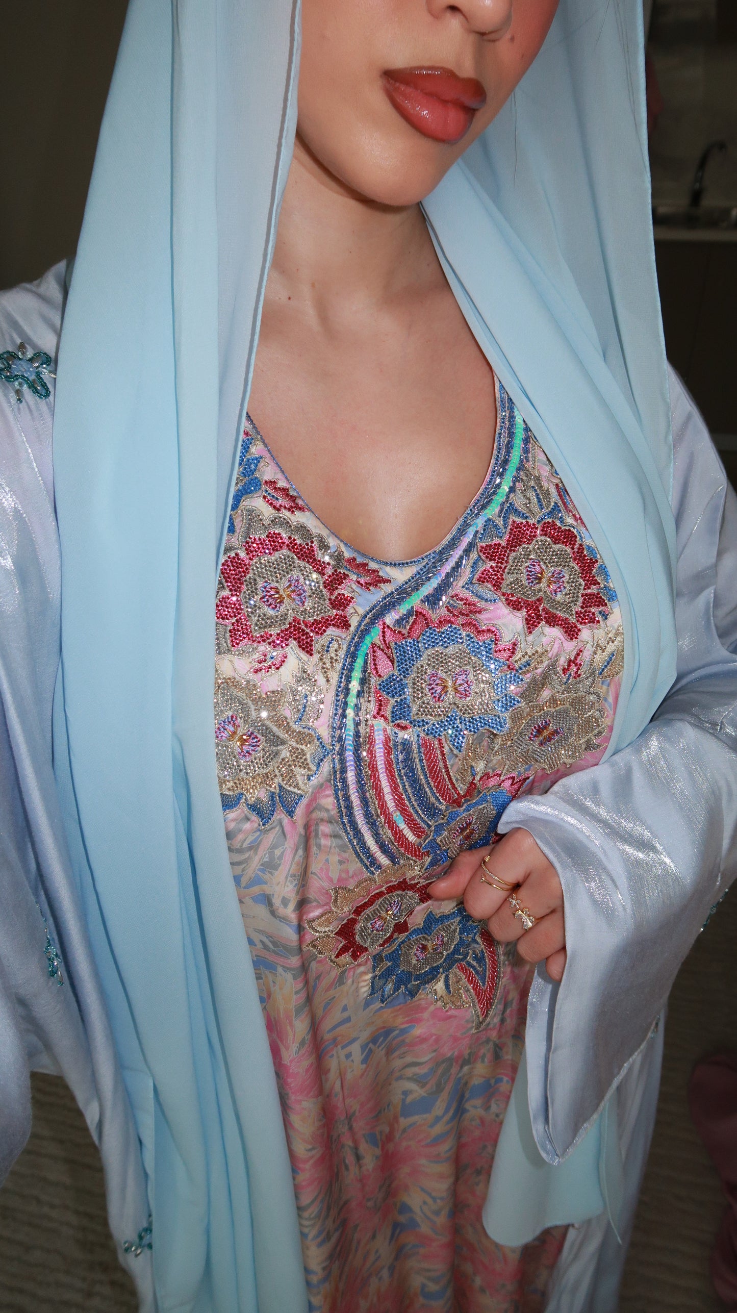 Blue & Pink Mukhawar