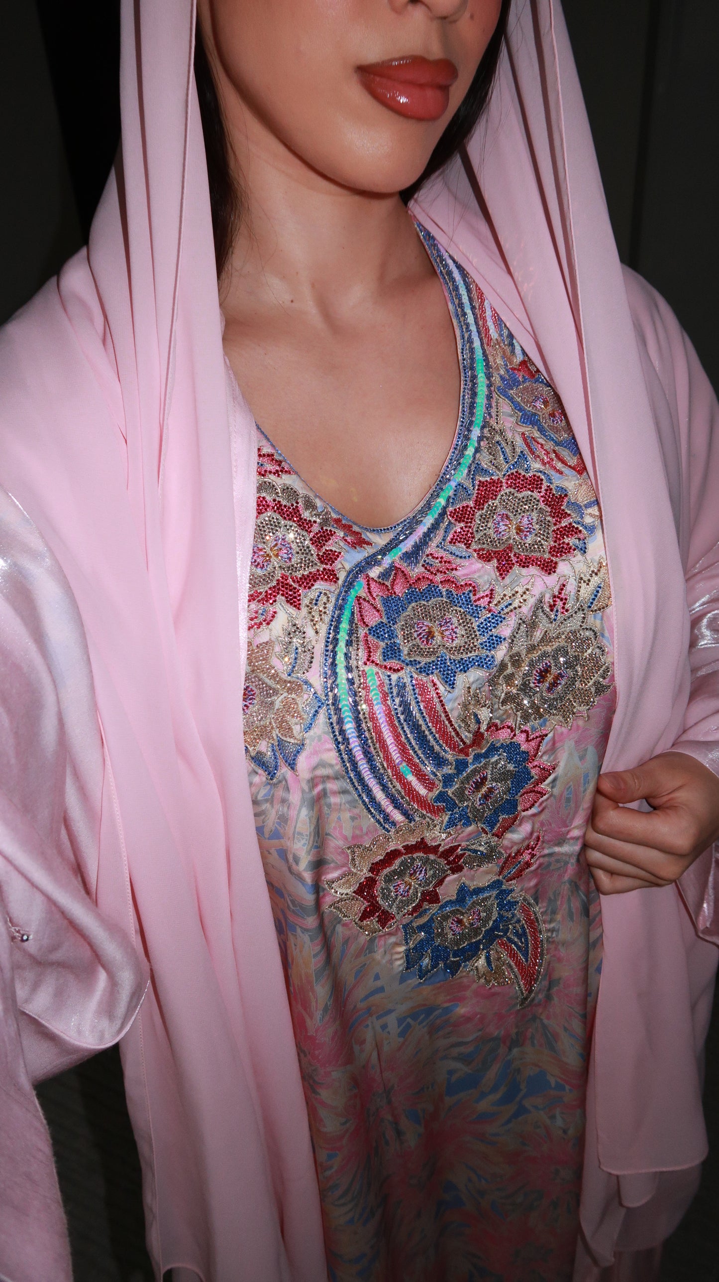Blue & Pink Mukhawar